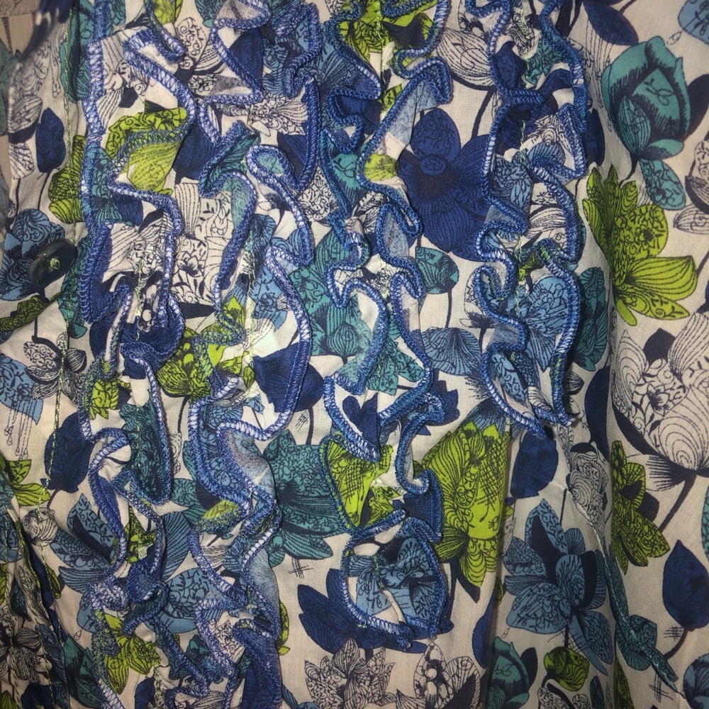 - - George Roth Los Angeles floral pop over shirt S